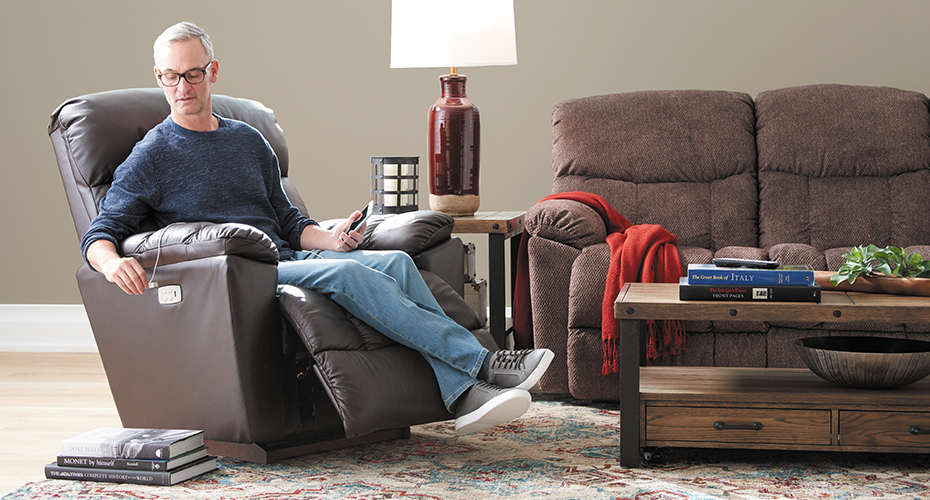 Manual Recliners Vs Power 5, Is Recliner Better Than Sofa